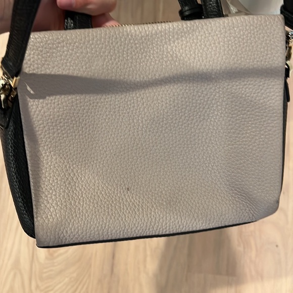 Kate spade black and light purple cream bag. - Picture 5 of 6